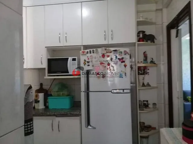 Apartamento 2 quartos e 1 banheiro, à venda, no bairro Nova Gerti em São Caetano do Sul