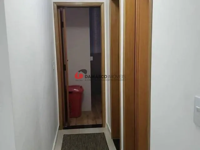 Apartamento 2 quartos e 1 banheiro, à venda, no bairro Vila Scarpelli em Santo André