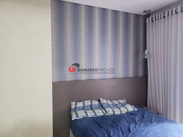 Apartamento 2 quartos e 1 banheiro, à venda, no bairro Vila Scarpelli em Santo André
