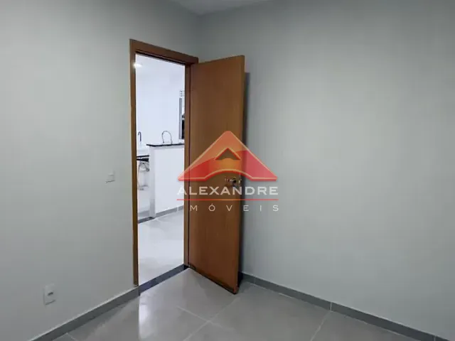 Apartamento 2 quartos e 1 banheiro, à venda, no bairro Residencial Frei Galvão em São José dos Campos