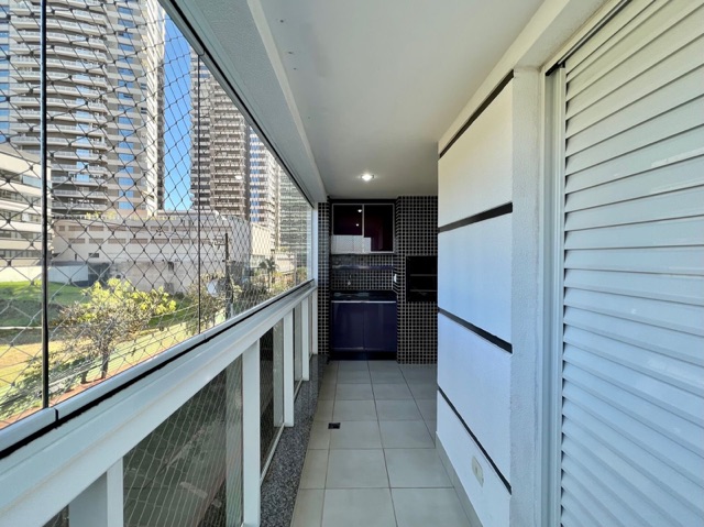 Apartamento com 114m² 3 quartos e 2 banheiros, à venda, no bairro Gleba Palhano em Londrina