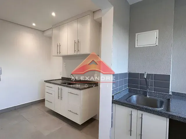 Apartamento 2 quartos e 1 banheiro, para alugar, no bairro Vila Industrial em São José dos Campos