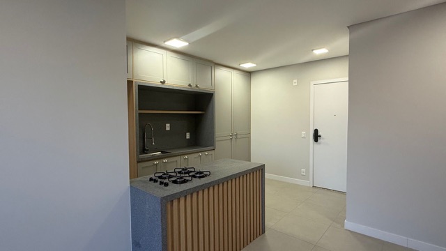 Apartamento 2 quartos e 2 banheiros, à venda, no bairro Gleba Palhano em Londrina
