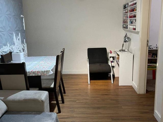 Foto do Apartamento - Apartamento à venda, CDHU Parque Sampaio Viana, Carapicuíba, SP I 2 Dormitórios, Sala, Cozinha, Banheiro, Área de serviço e Vaga de garagem. | Collina Imóveis