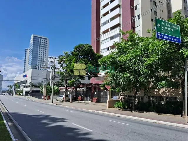 Apartamento 4 quartos e 3 banheiros, para alugar, no bairro Jardim das Colinas em São José dos Campos