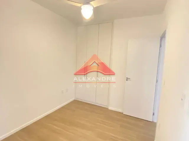 Apartamento com 64m² 3 quartos e 2 banheiros, para alugar, no bairro Parque Residencial Flamboyant em São José dos Campos