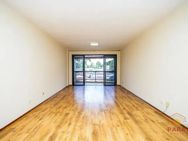 Apartamento 2 quartos e 1 banheiro, para alugar, no bairro Bacacheri em Curitiba