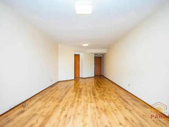 Apartamento 2 quartos e 1 banheiro, para alugar, no bairro Bacacheri em Curitiba