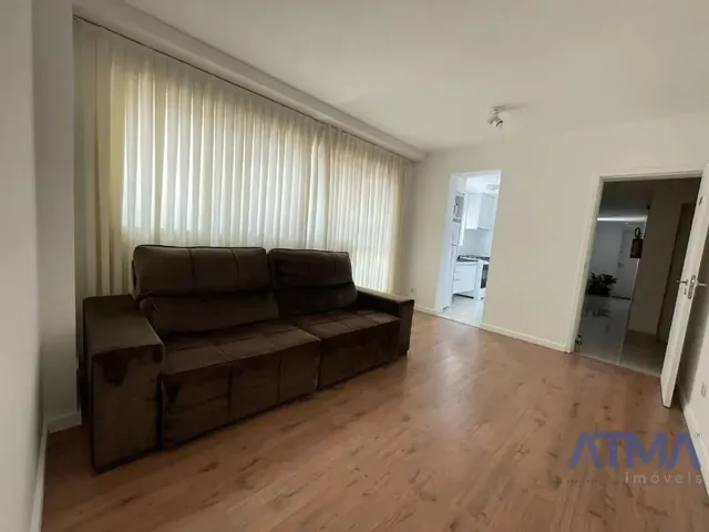 Apartamento 2 quartos e 2 banheiros, para alugar, no bairro Batel em Curitiba