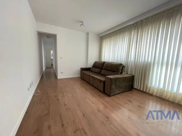 Apartamento 2 quartos e 2 banheiros, para alugar, no bairro Batel em Curitiba