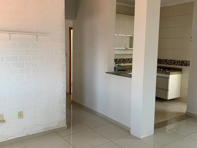 Apartamento com 95m² 3 quartos e 2 banheiros, para alugar, no bairro Residencial Mombaça I em Pindamonhangaba