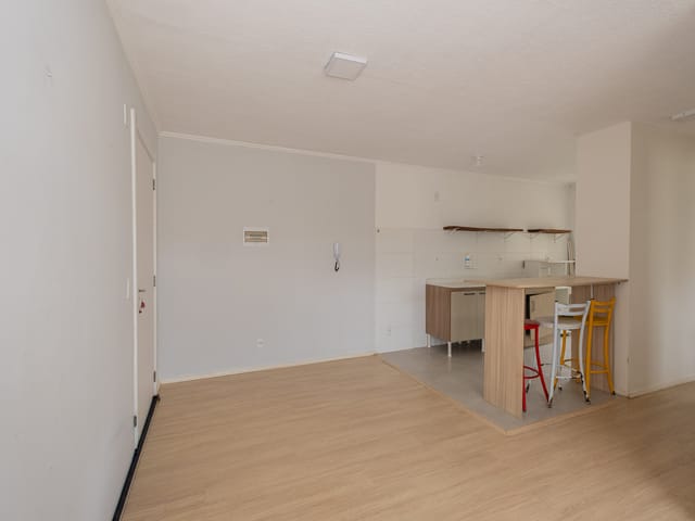 Foto do Apartamento - Apartamento para Locação no Residencial Guimarães 2 em Pelotas, 2 Dormitórios e Vaga de Garagem Privativa | UP Imóveis