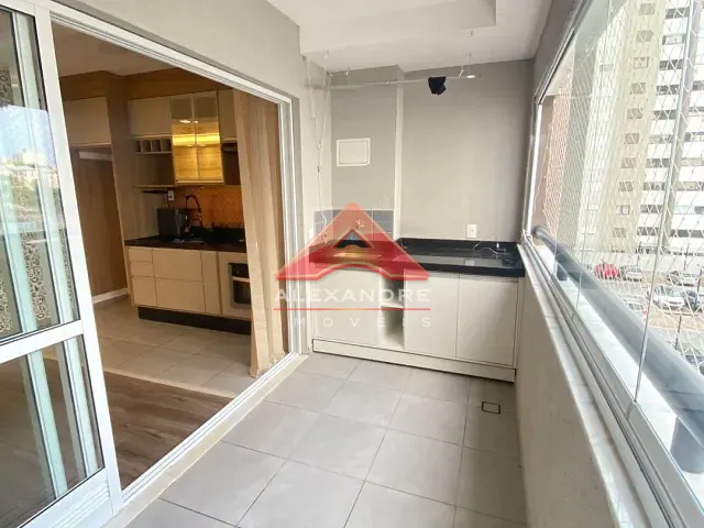 Apartamento 3 quartos e 1 banheiro, à venda, no bairro Vila Industrial em São José dos Campos