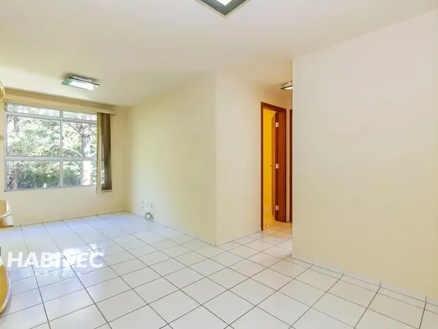 Apartamento 2 quartos e 1 banheiro, para alugar, no bairro Campo Comprido em Curitiba