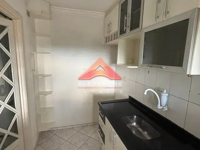 Apartamento com 45m² 2 quartos e 1 banheiro, para alugar, no bairro Jardim Santa Inês II em São José dos Campos