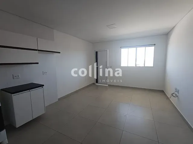 Apartamento com 54m² 2 quartos e 1 banheiro, para alugar, no bairro Jardim Maria Beatriz em Carapicuíba