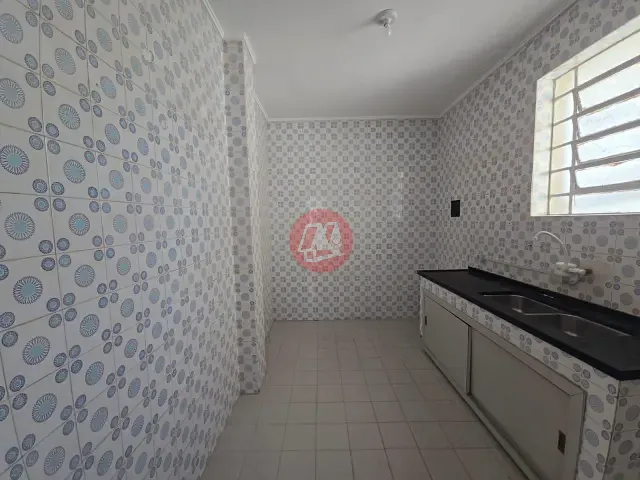Apartamento com 80m² 3 quartos e 1 banheiro, para alugar, no bairro Santana em Porto Alegre