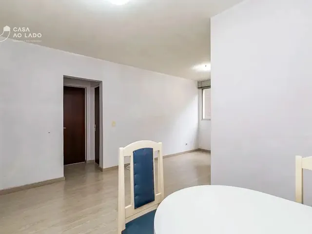 Apartamento 1 quarto e 1 banheiro, à venda, no bairro Centro em Curitiba