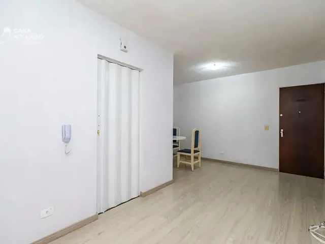 Apartamento 1 quarto e 1 banheiro, à venda, no bairro Centro em Curitiba