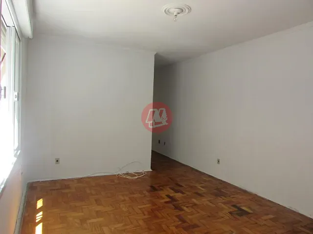 Apartamento com 65m² 2 quartos e 1 banheiro, para alugar, no bairro Santa Cecília em Porto Alegre