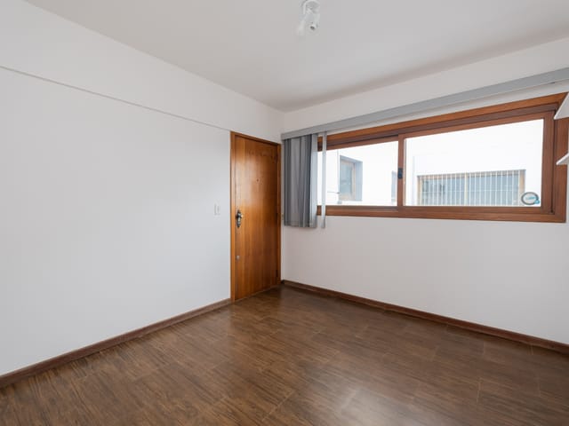 Apartamento 1 quarto e 1 banheiro, para alugar, no bairro Centro em Pelotas