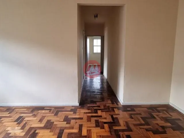 Apartamento com 75m² 3 quartos e 1 banheiro, à venda, no bairro Petrópolis em Porto Alegre
