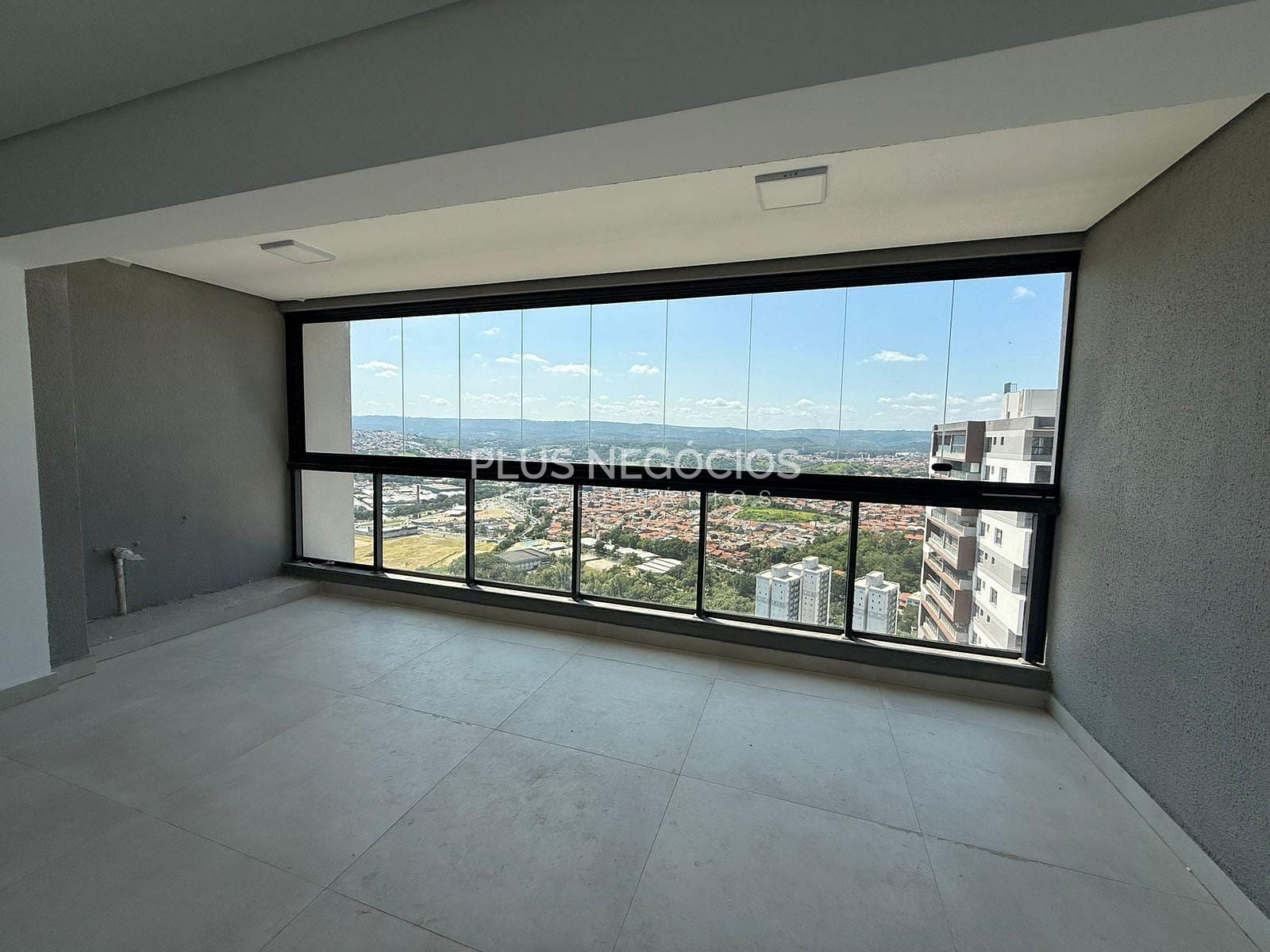 Apartamento, 3 quartos, 96 m² - Foto 1