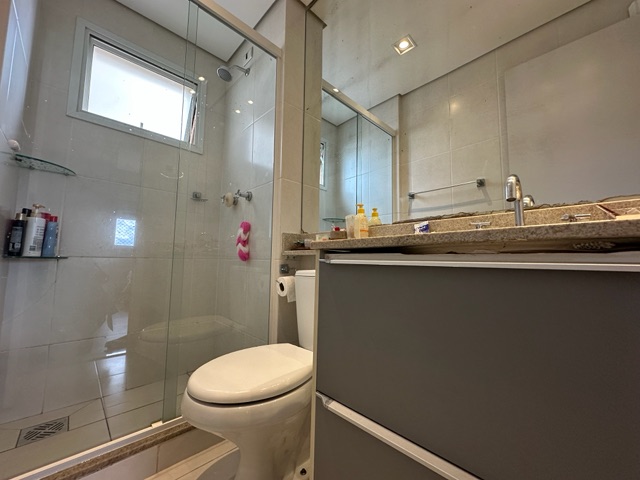 Apartamento 2 quartos e 2 banheiros, à venda, no bairro Gleba Palhano em Londrina