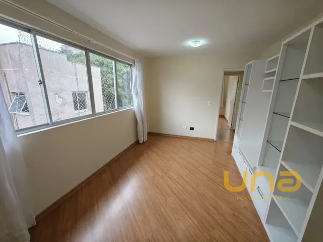 Apartamento 3 quartos e 2 banheiros, para alugar, no bairro AGUA VERDE em Curitiba