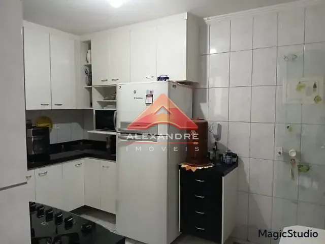 Apartamento 2 quartos e 1 banheiro, à venda, no bairro Jardim Ismênia em São José dos Campos