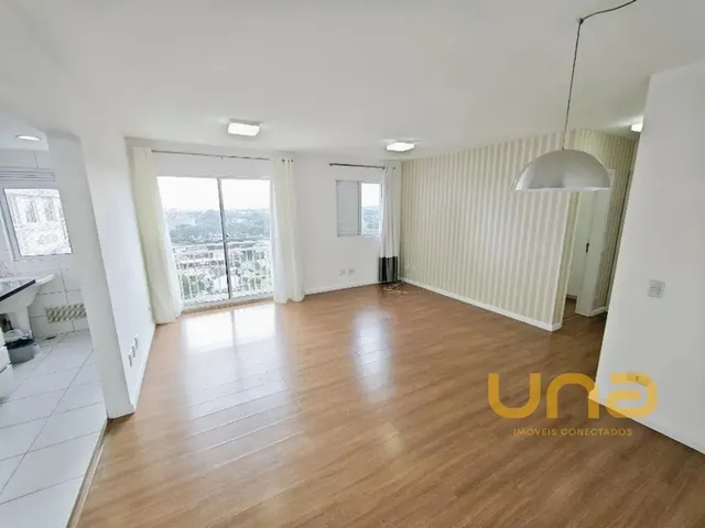 Apartamento 2 quartos e 1 banheiro, para alugar, no bairro CRISTO REI em Curitiba