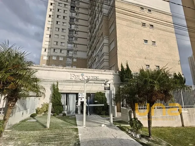Apartamento 2 quartos e 1 banheiro, para alugar, no bairro CRISTO REI em Curitiba