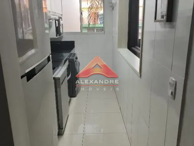 Apartamento 2 quartos e 1 banheiro, à venda, no bairro Jardim Ismênia em São José dos Campos