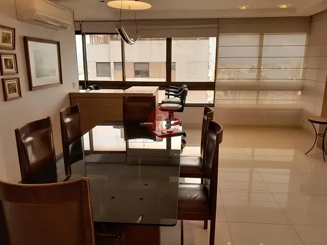 Apartamento com 200m² 4 quartos e 5 banheiros, à venda, no bairro Rio Branco em Porto Alegre