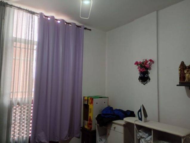 Apartamento com 52m² 2 quartos e 1 banheiro, à venda, no bairro Centro em Pindamonhangaba