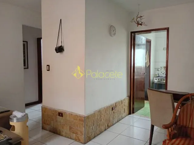 Apartamento com 52m² 2 quartos e 1 banheiro, à venda, no bairro Centro em Pindamonhangaba