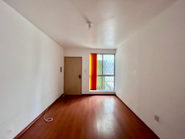 Apartamento com 78m² 2 quartos e 2 banheiros, à venda, no bairro Centro em Pelotas
