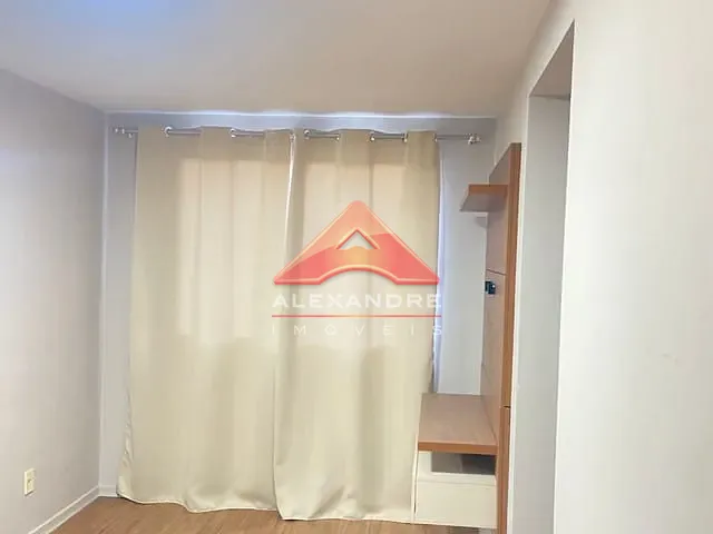 Apartamento com 45m² 2 quartos e 1 banheiro, para alugar, no bairro Jardim Ismênia em São José dos Campos