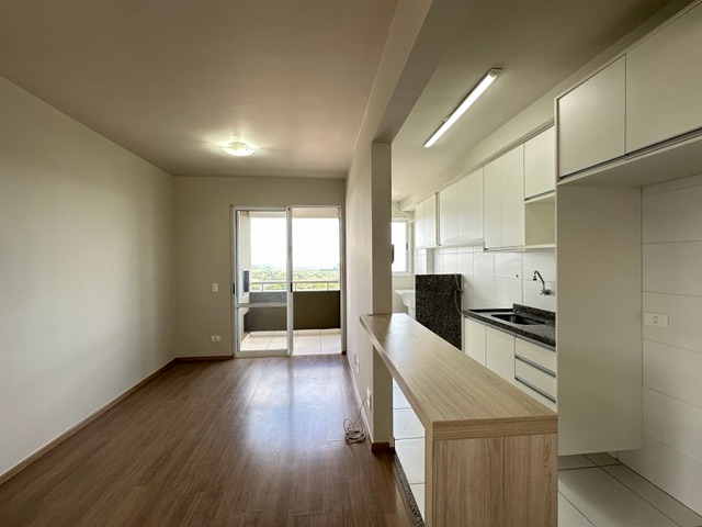 Apartamento 3 quartos e 1 banheiro, para alugar, no bairro Aurora em Londrina