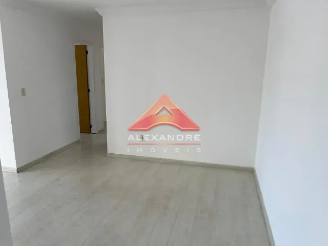 Apartamento com 72m² 3 quartos e 1 banheiro, à venda, no bairro Monte Castelo em São José dos Campos