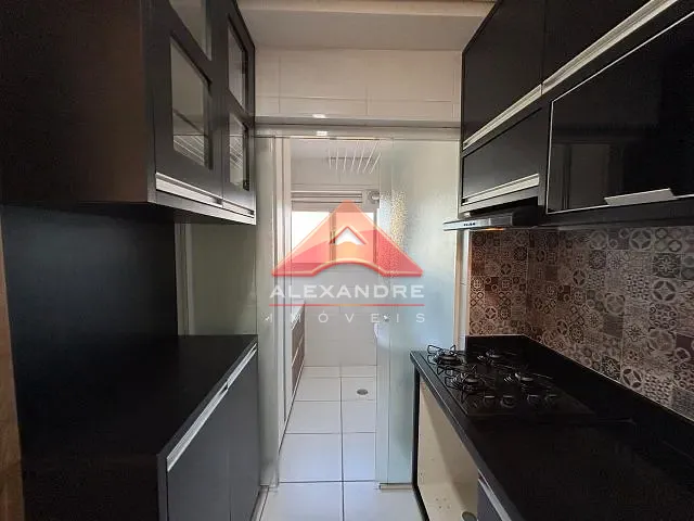 Apartamento 2 quartos e 1 banheiro, à venda, no bairro Jardim Veneza em São José dos Campos