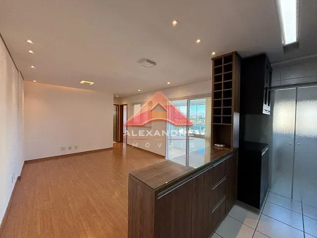 Apartamento 2 quartos e 1 banheiro, à venda, no bairro Jardim Veneza em São José dos Campos