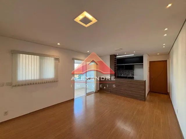 Apartamento 2 quartos e 1 banheiro, à venda, no bairro Jardim Veneza em São José dos Campos