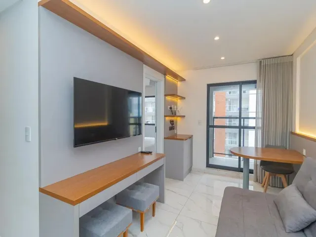 Apartamento para alugar, no bairro Portão em Curitiba