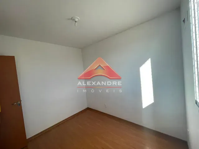 Apartamento 2 quartos e 1 banheiro, à venda, no bairro Jardim Nova Michigan em São José dos Campos