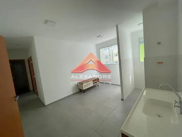 Apartamento 2 quartos e 1 banheiro, à venda, no bairro Parque Novo Horizonte em São José dos Campos