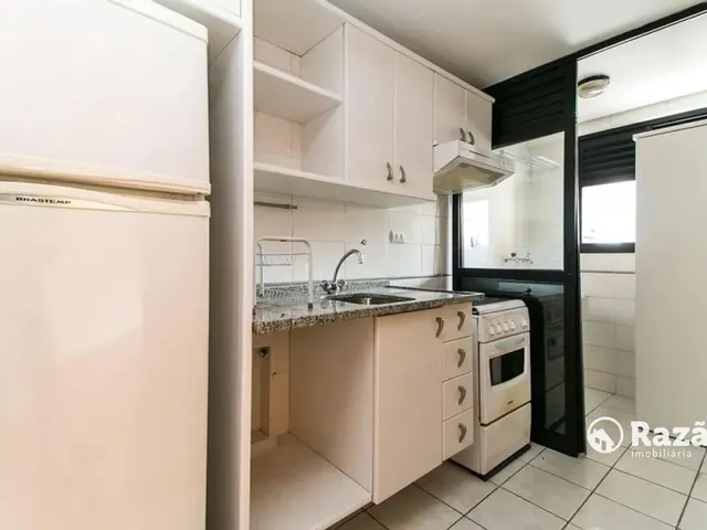 Apartamento 2 quartos e 1 banheiro, para alugar, no bairro Rebouças em Curitiba