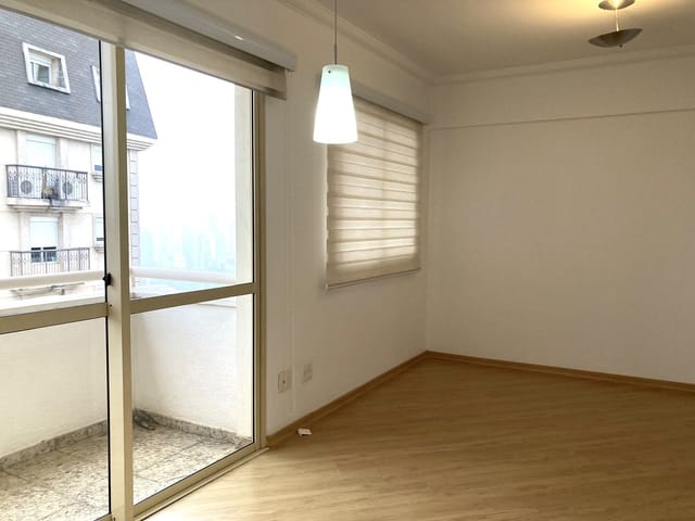 Foto do Apartamento - 02 suítes, 01 vaga livre com ampla área de manobra, 66,50 m² , semi mobiliado, para locação, ao lado da ESPM, Belas Artes,  Vila Mariana, São Paulo, SP | Paulista Imóveis.