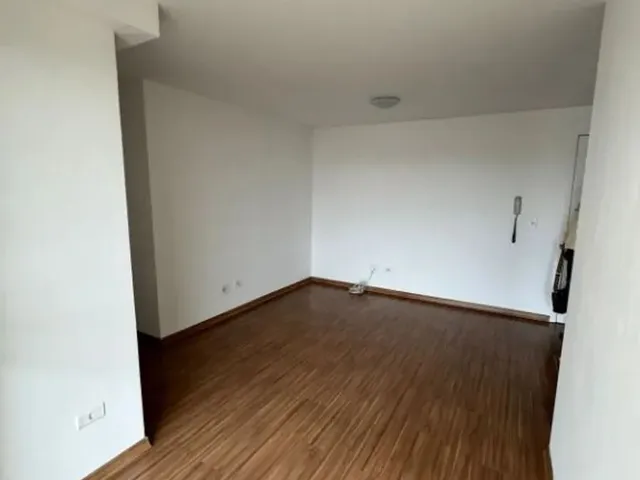 Apartamento 2 quartos e 1 banheiro, para alugar, no bairro Emiliano Perneta em Pinhais