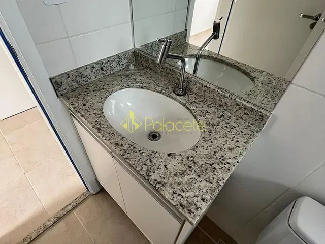 Apartamento 2 quartos e 2 banheiros, à venda, no bairro Centro em Taubaté